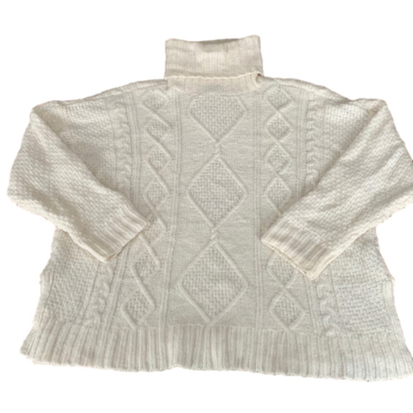 aerie Sweaters - Aerie Cable Knit Sweater Turtleneck Size XS